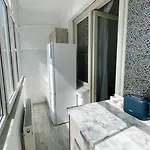 Apartament Pinkfluid - Charming In Prime Location