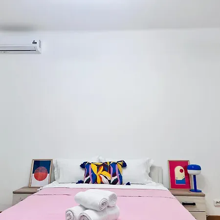 Apartment Pinkfluid - Charming In Prime Location *