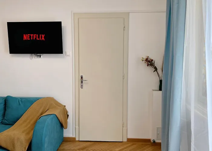 Apartment Pinkfluid - Charming In Prime Location